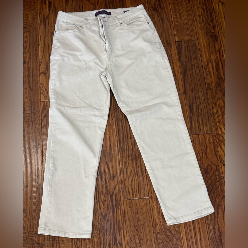 Gloria Vanderbilt Women's Cream Jeans